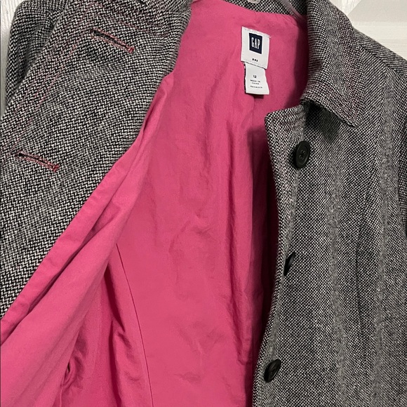 GAP Women's gray  Blazer with Pink Lining - Picture 5 of 8